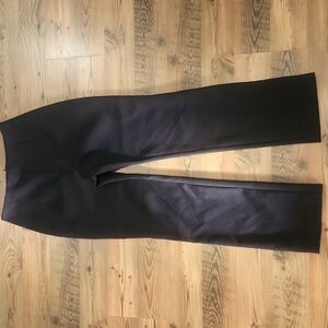 Wolford Scuba Straight Leg Mid Rise Ankle Pants Zipper‎ Back Black Size 4